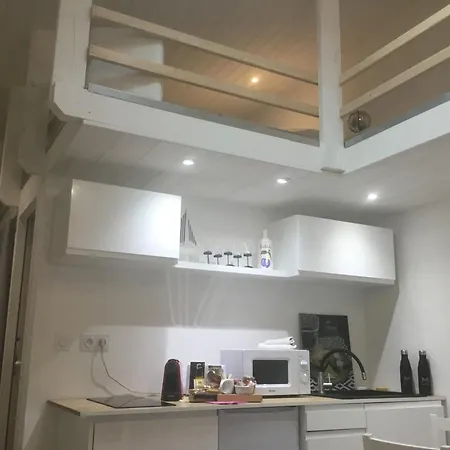 L'echappee Belle アパート